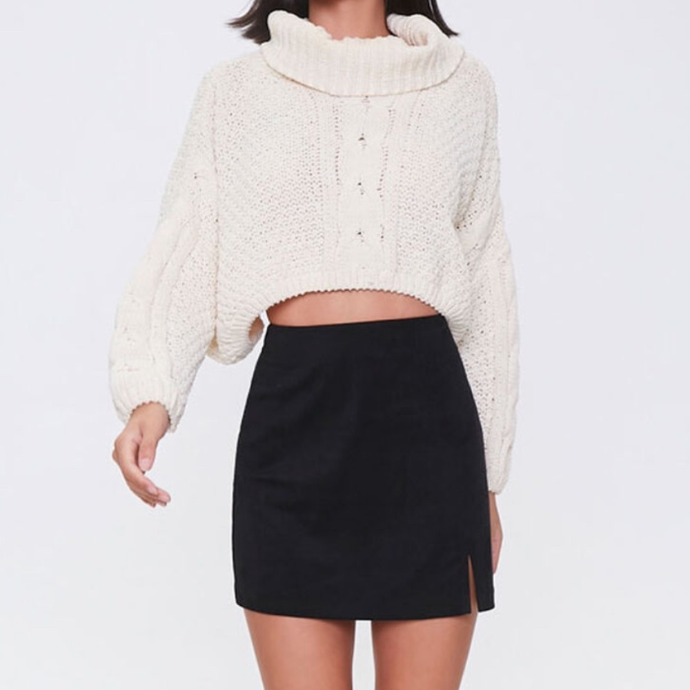 Forever 21 Black Faux Suede Mini Skirt - Small
